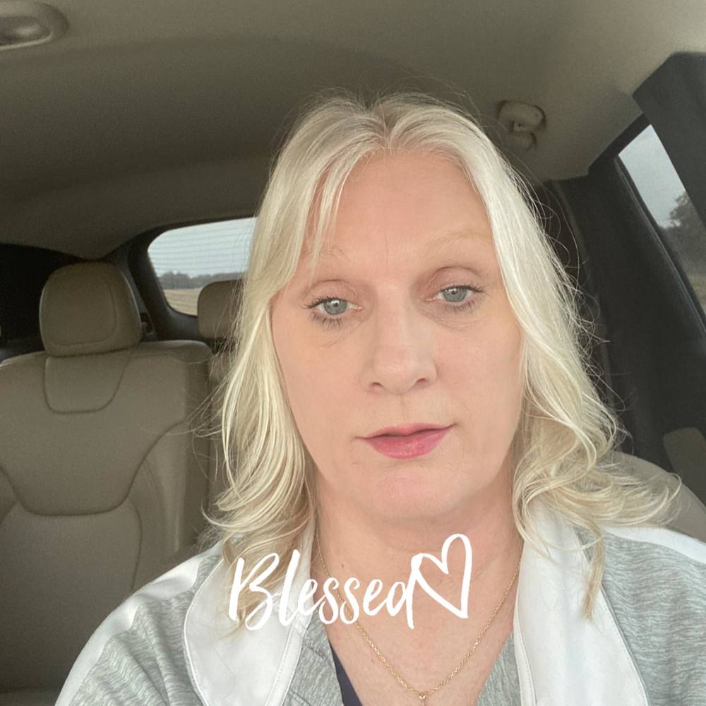 Meet your Posher, Jenny